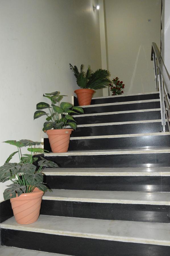 Hotel Rb Palace Dhaulpur Dış mekan fotoğraf