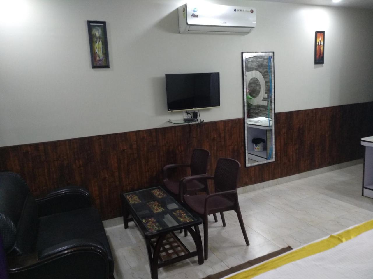 Hotel Rb Palace Dhaulpur Dış mekan fotoğraf