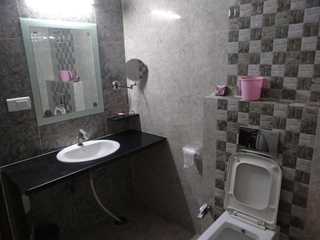 Hotel Rb Palace Dhaulpur Dış mekan fotoğraf