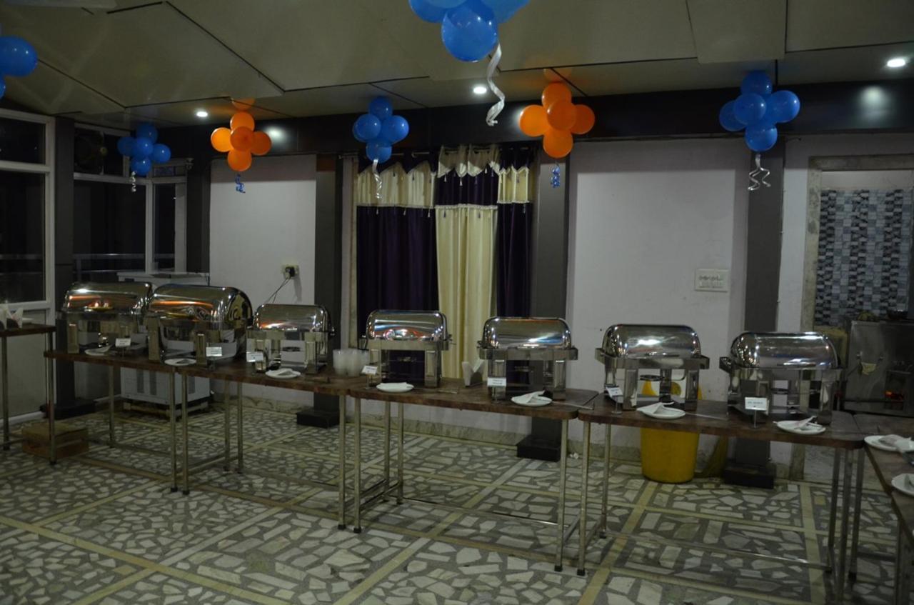 Hotel Rb Palace Dhaulpur Dış mekan fotoğraf