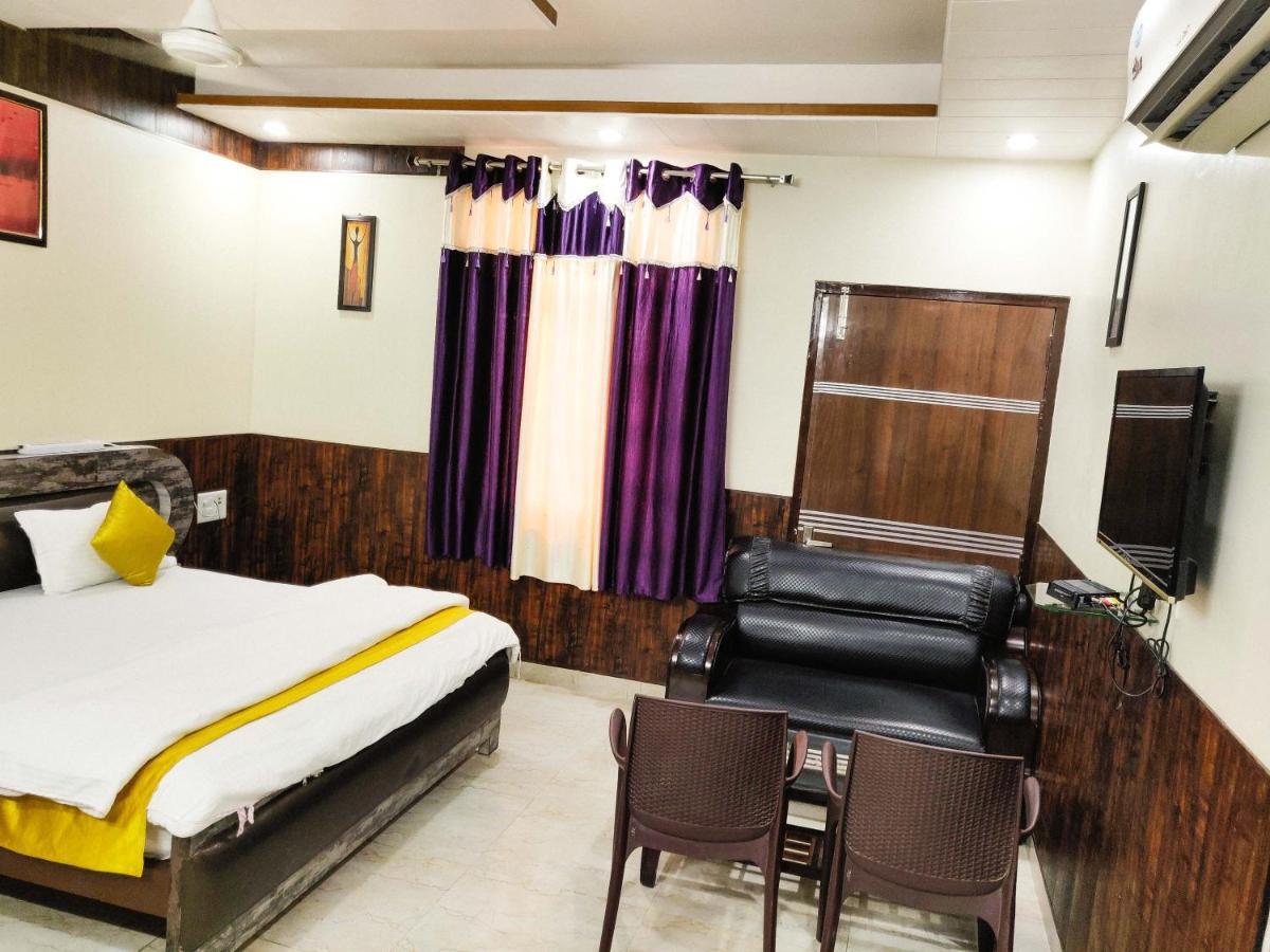Hotel Rb Palace Dhaulpur Dış mekan fotoğraf